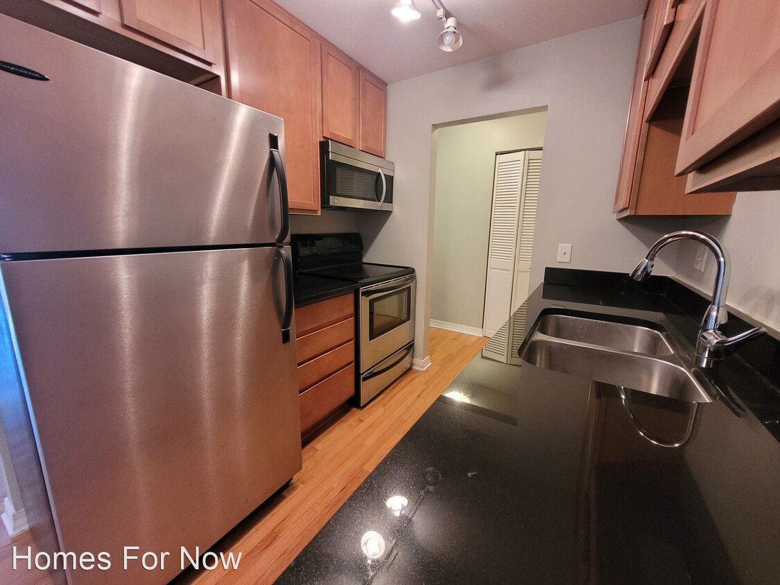 Primary Photo - 1 br, 1 bath House - 3150 Excelsior Blvd #305