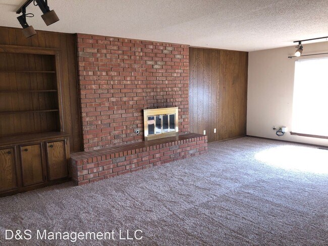 Building Photo - 2 br, 1.5 bath House - 4106 NW 34th Street