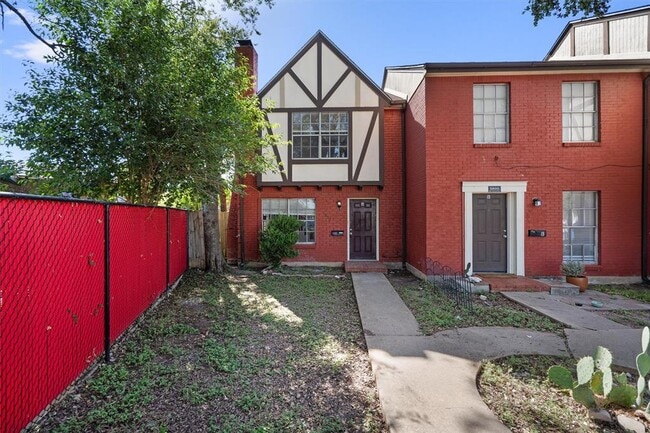 Building Photo - 5800 Belmoor Dr
