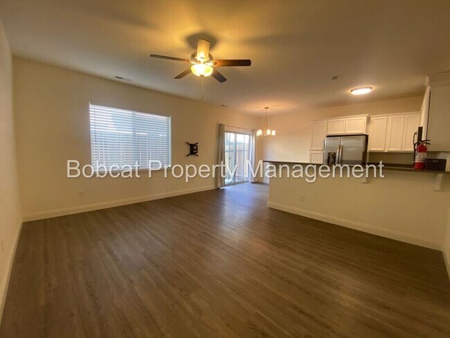 Foto del edificio - 1342 Campagni Ln