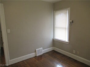 Building Photo - 3636 W 122nd St