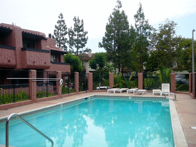 Piscina - 32070 Del Cielo Oeste