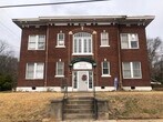 Foto principal - 118 W Cypress Ave