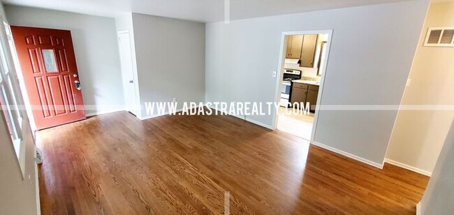 Foto del edificio - Very Nice North Overland Park Duplex-Avail...