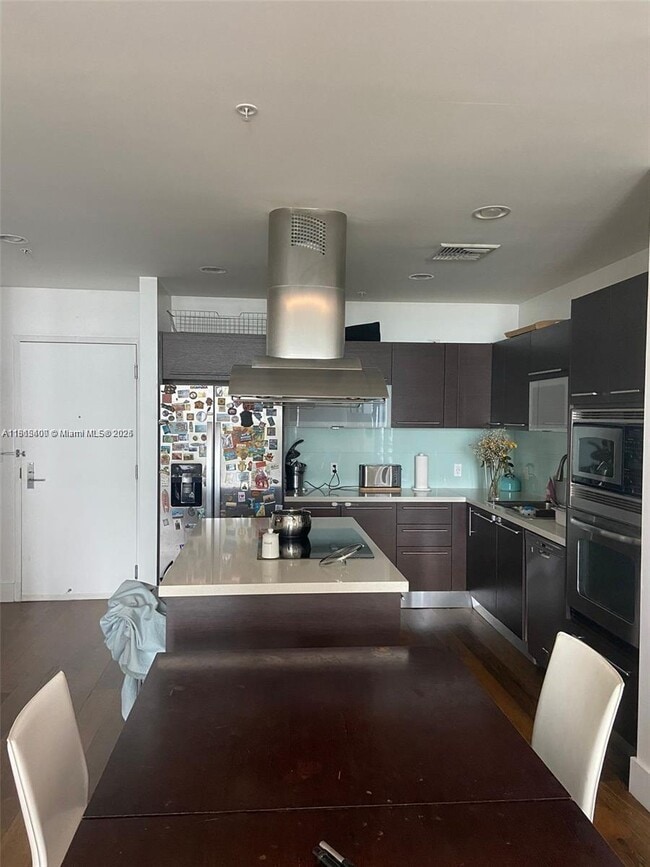 Foto del edificio - 7928 East Dr