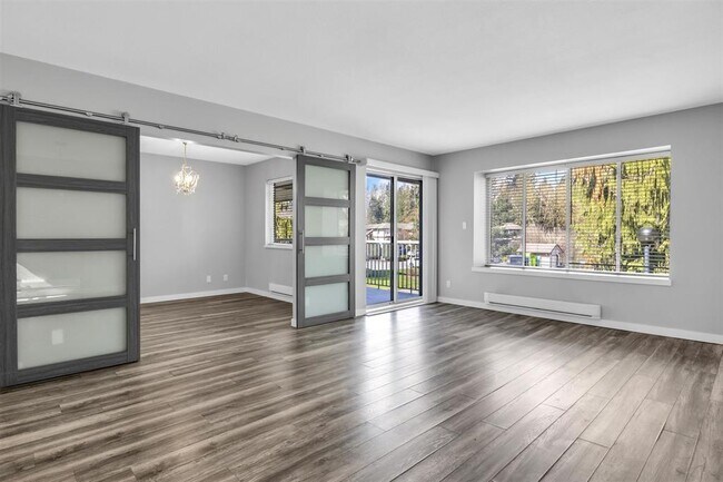 Photo du bâtiment - 1750 McKenzie Rd