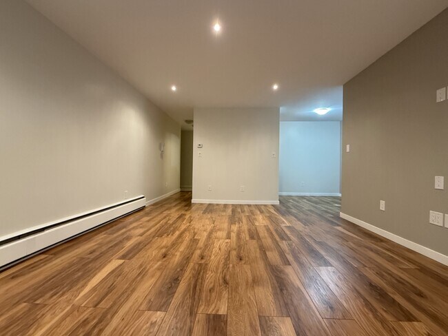 Photo du bâtiment - 1611 E 3rd Ave