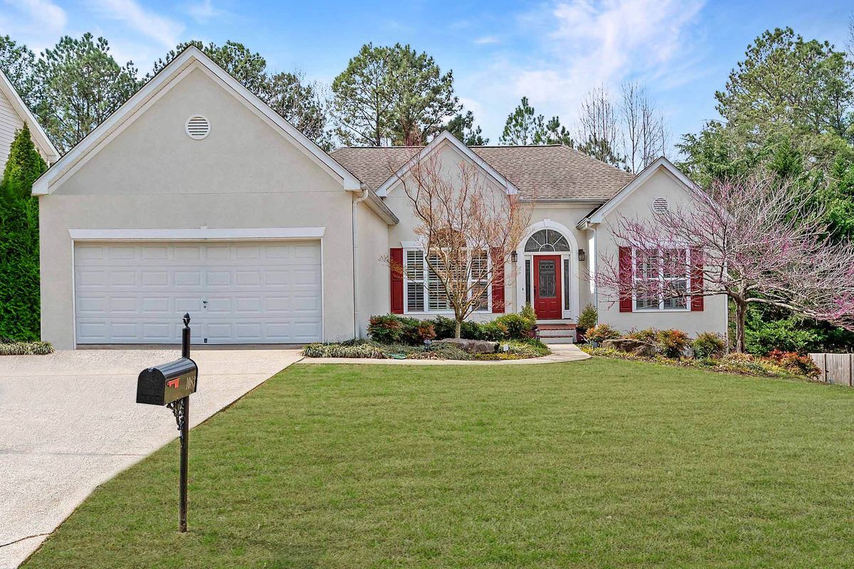 Primary Photo - 1083 Soaring Way NE