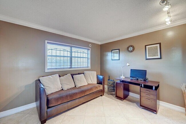 Foto del edificio - 5102 NW 36th St