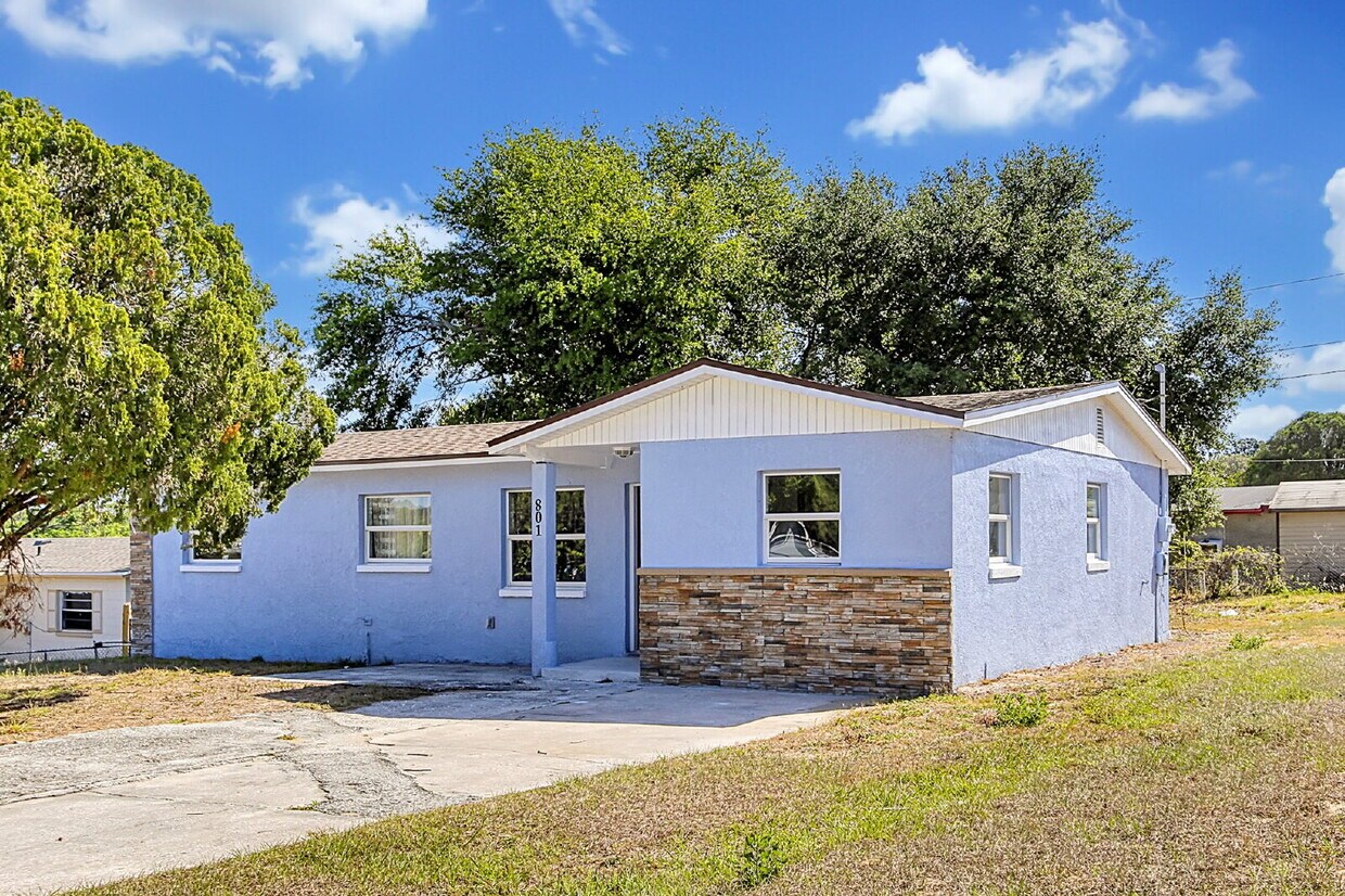 Foto principal - Beautiful Ranch Home in a Quiet Community.