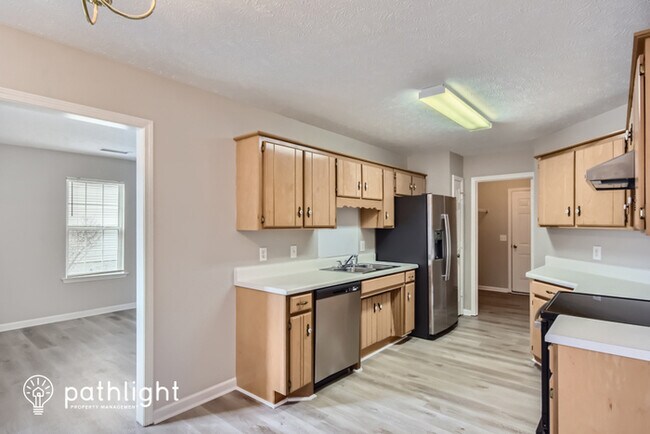 Foto del edificio - 928 Pin Oak Drive, Antioch, TN, 37013