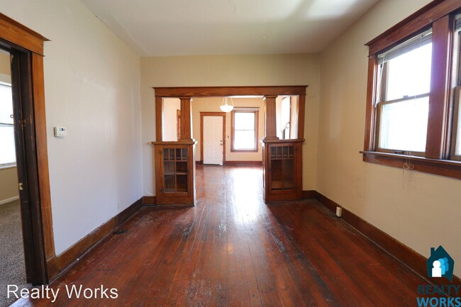 Building Photo - 3 br, 1 bath House - 804 Y Street