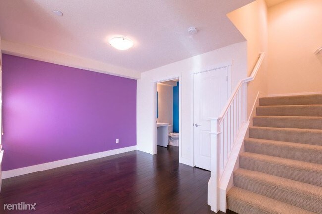 Building Photo - 3 br, 3 bath Condo - 1107 Interlaken Terrace