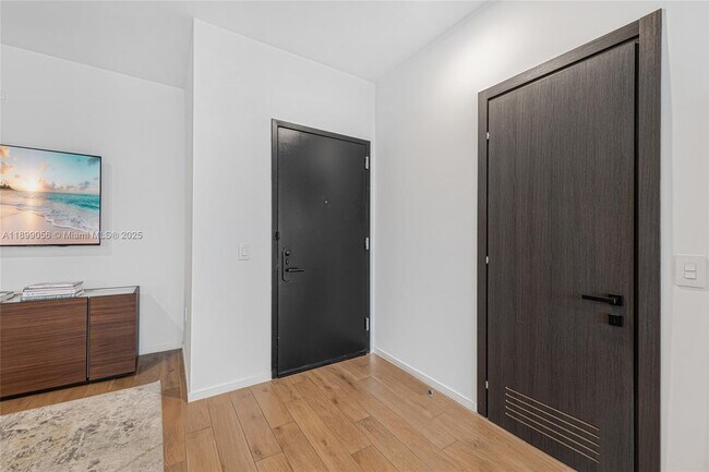 Foto del edificio - 398 NE 5th St