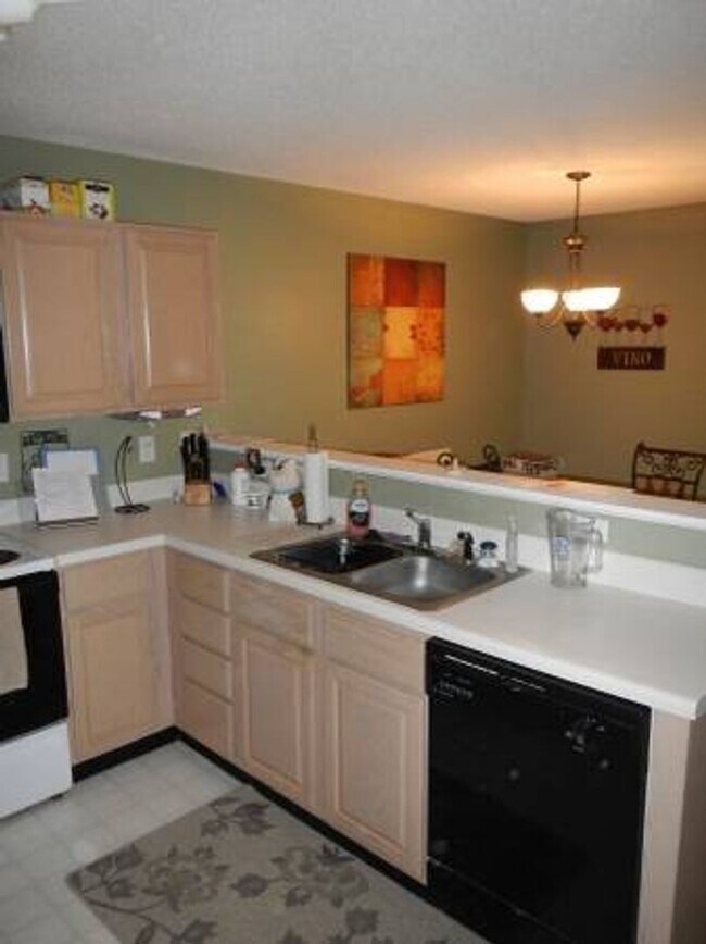Foto del edificio - Durham / 2BR Townhouse of Pope Rd AVAIL