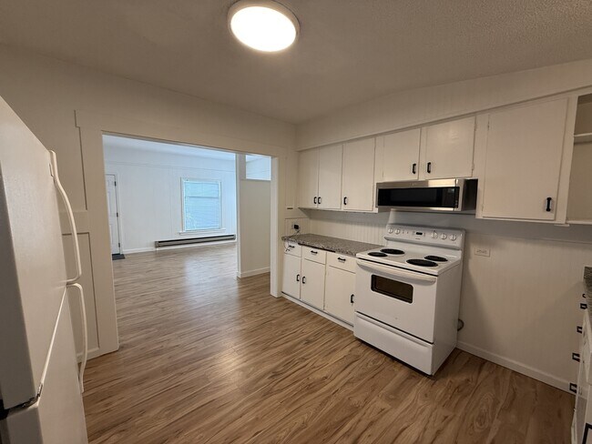 Foto del edificio - 125 E Allen Ave