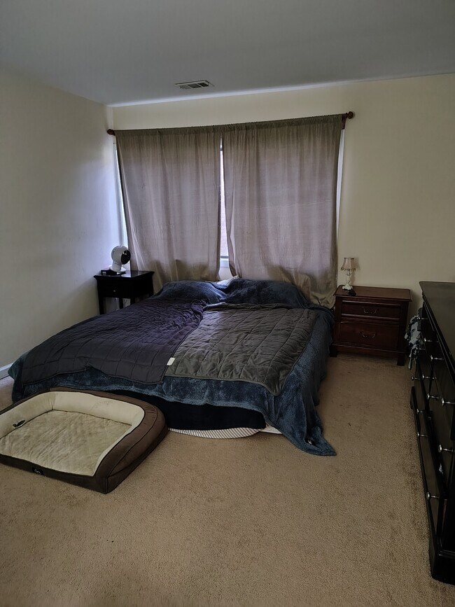 Foto del edificio - 2132 Pauline Blvd