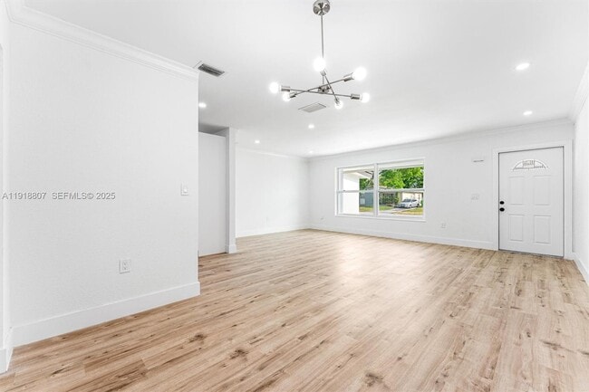 Foto del edificio - 9720 NW 24th Pl