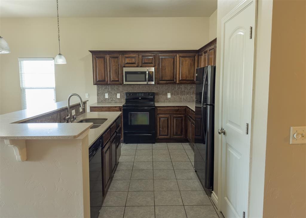 Primary Photo - 2701 NW 185th St