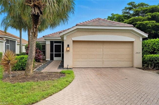 Building Photo - 2427 Woodbourne Pl
