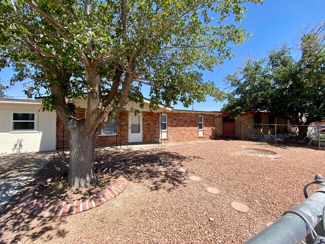 Foto del edificio - 10457 Omega Cir