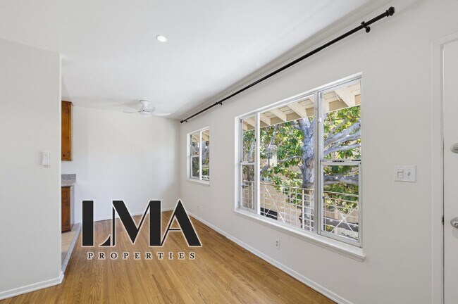 Foto del edificio - 1453 Butler Ave