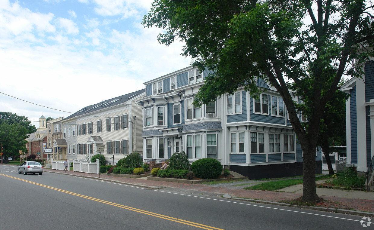 132 High St, Newburyport, MA 01950 - Apartments in Newburyport, MA ...