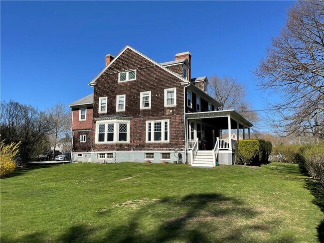 Foto del edificio - 45 Woodlawn Ave
