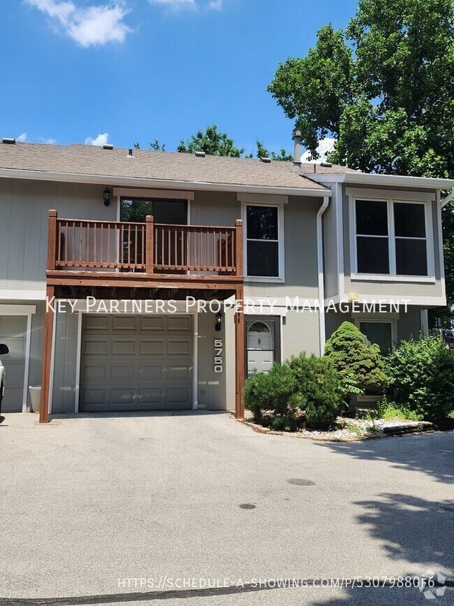 Hills Of Walden Apartments for Rent with Washer & Dryer Kansas City