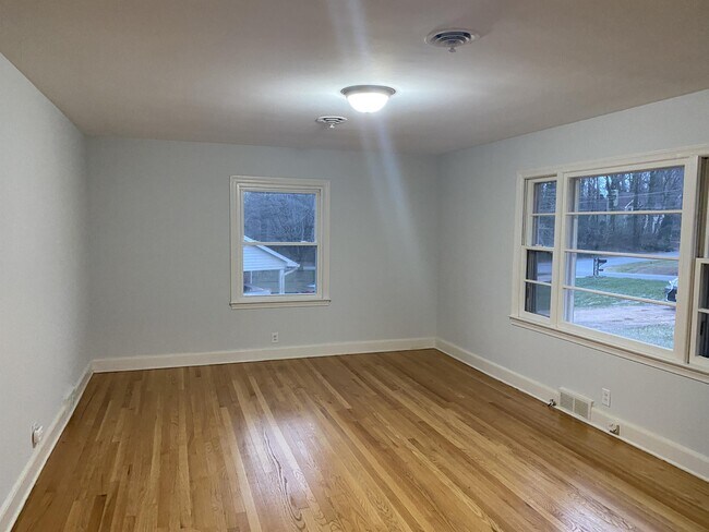 Building Photo - 4415 Inlet Dr
