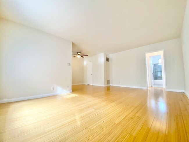 Foto del edificio - 3105 Durango Ave