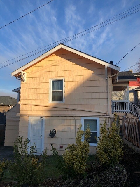 Foto principal - 5209 Erskine Way SW