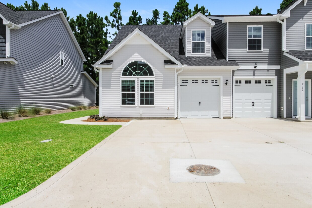 7251 Bellacroft Dr, Leland, NC House Rental in Leland, NC