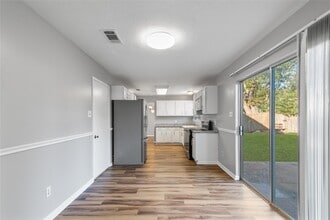 Building Photo - 2335 Trail Wood Ln