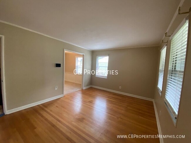 Building Photo - 4947 Verne Rd