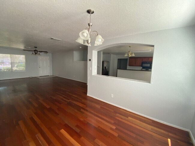 Foto del edificio - Spacious 3BR/2.5BA Home in San Antonio
