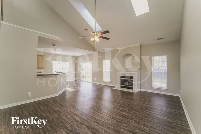 Foto del edificio - 6827 Sweetfield Dr