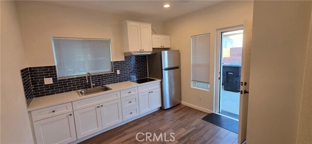 Foto del edificio - 1496 Powell Way