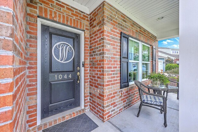 Foto del edificio - 4 Bedroom 3.5 Bath House in St. Johns Lake - Johns Island