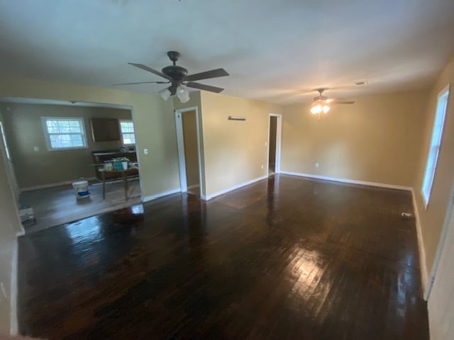 Living - 1468 Shanna Dr