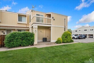 Building Photo - 8770 Chase Dr