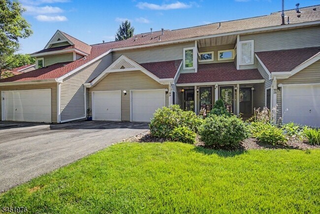 Foto del edificio - 24 Pine Hollow Ct