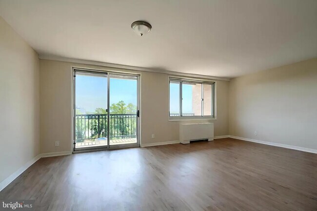 Foto del edificio - 1900 Lyttonsville Rd