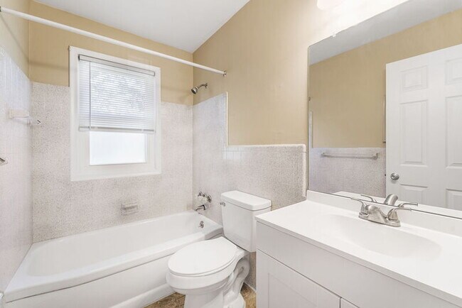 Foto del edificio - 51635 Mound Rd