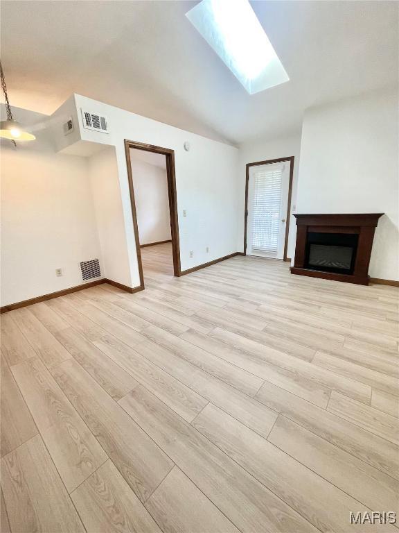 Building Photo - 55 Peachtree Ln