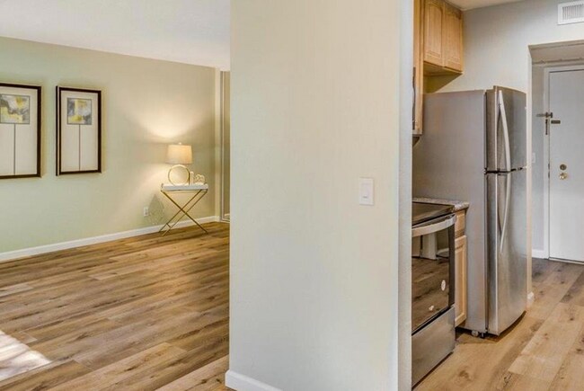 Building Photo - 350 N Civic Dr