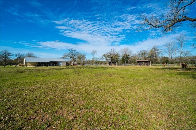 Foto del edificio - 7797 Old Reliance Rd