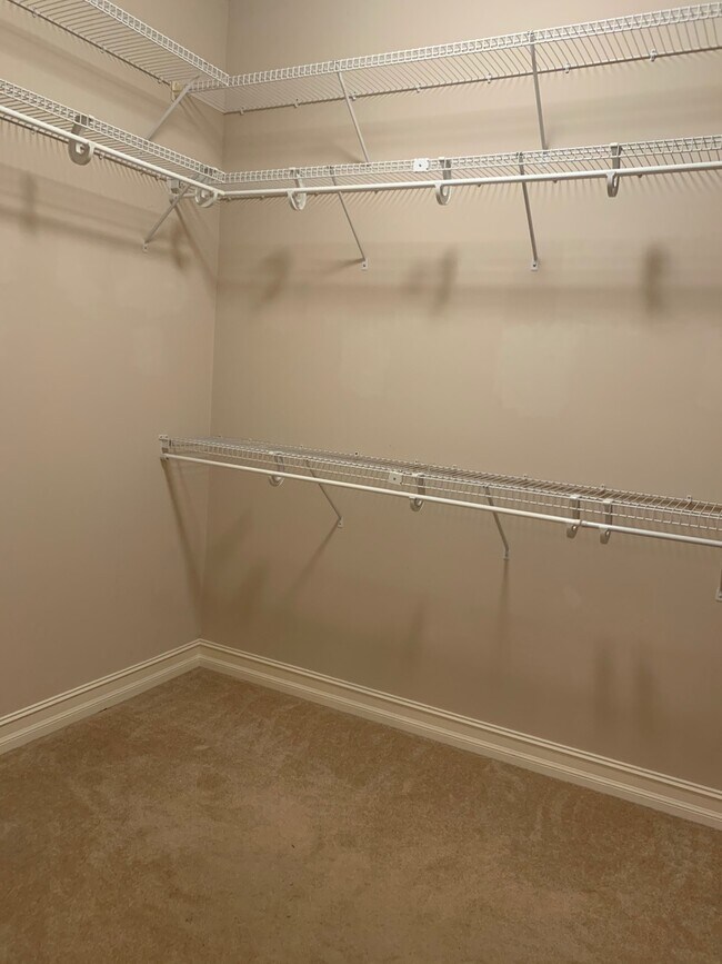 Foto del edificio - 620 Celebration Ave, unit 6104