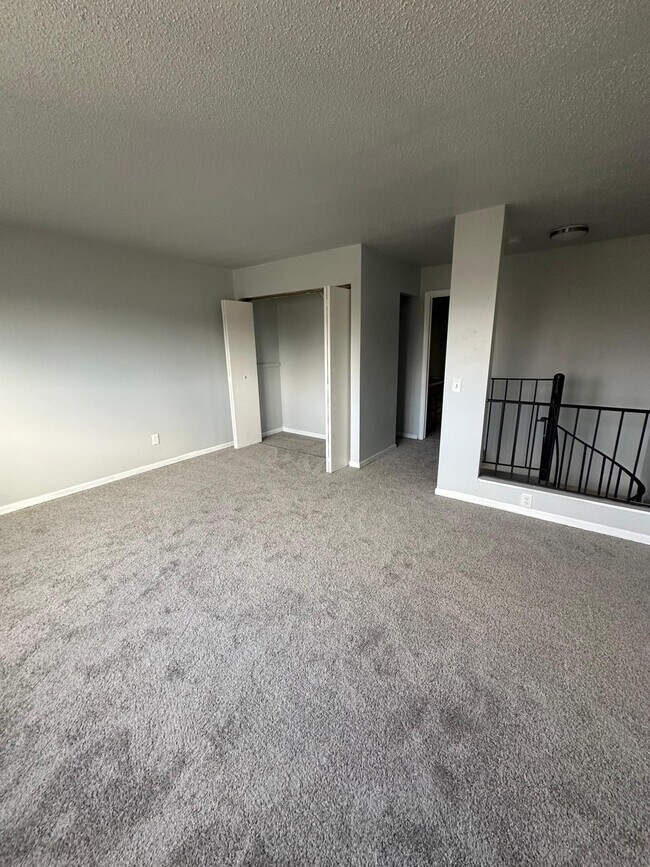 Foto del edificio - 7182 72nd Ln N