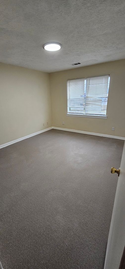 Foto del edificio - 2 BR/1 BA near downtown Barnesville